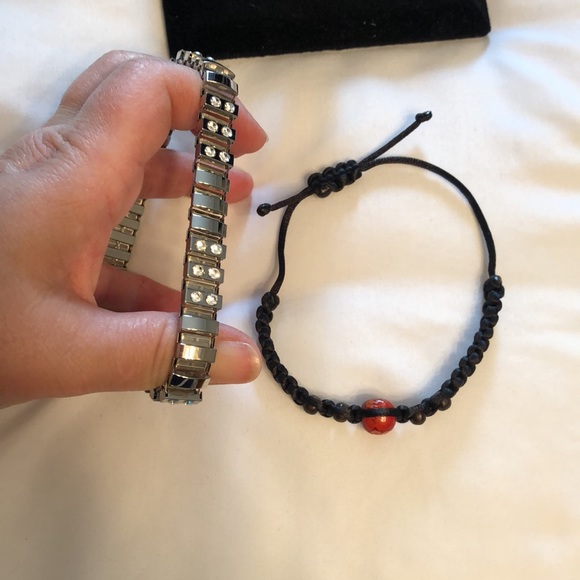Stainless steel bracelet PLUS macromee black cord with flower 🌺 wood bead - Picture 3 of 3